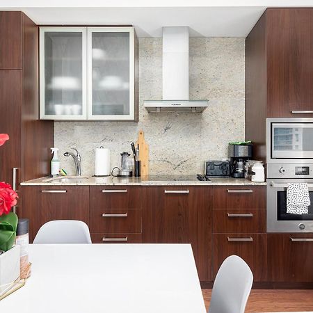 Downtown Toronto Condo Near Cn Tower, Scotiabank Arena, Rogers Centre, Union Station 외부 사진