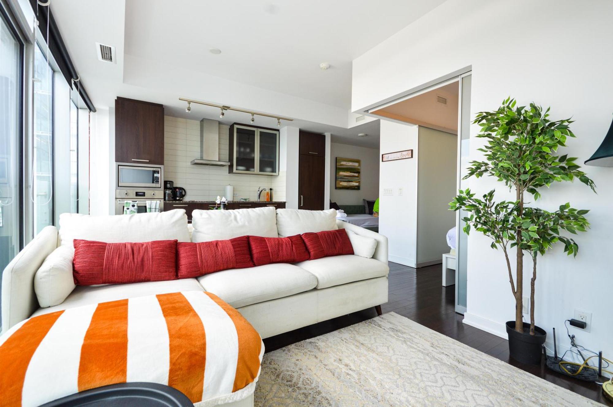 Downtown Toronto Condo Near Cn Tower, Scotiabank Arena, Rogers Centre, Union Station 외부 사진